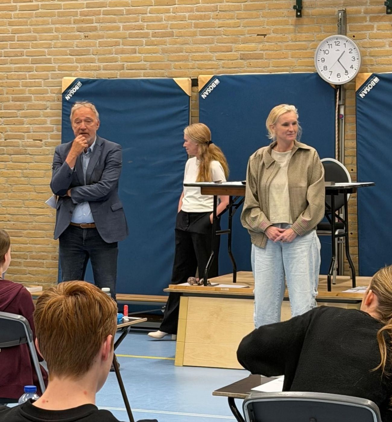Wethouder opent examens