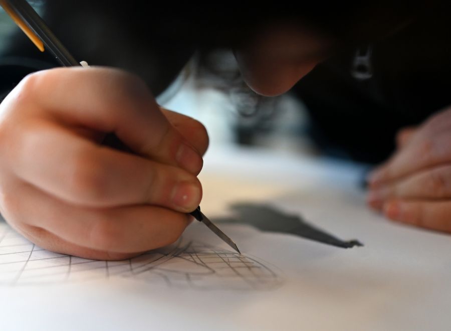 Tweedejaars leerlingen verspreiden liefde met kunstproject